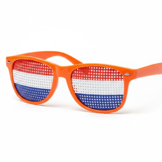 Orange glasses with tulips